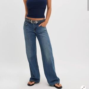 NWOT Levi’s Low Loose Jeans